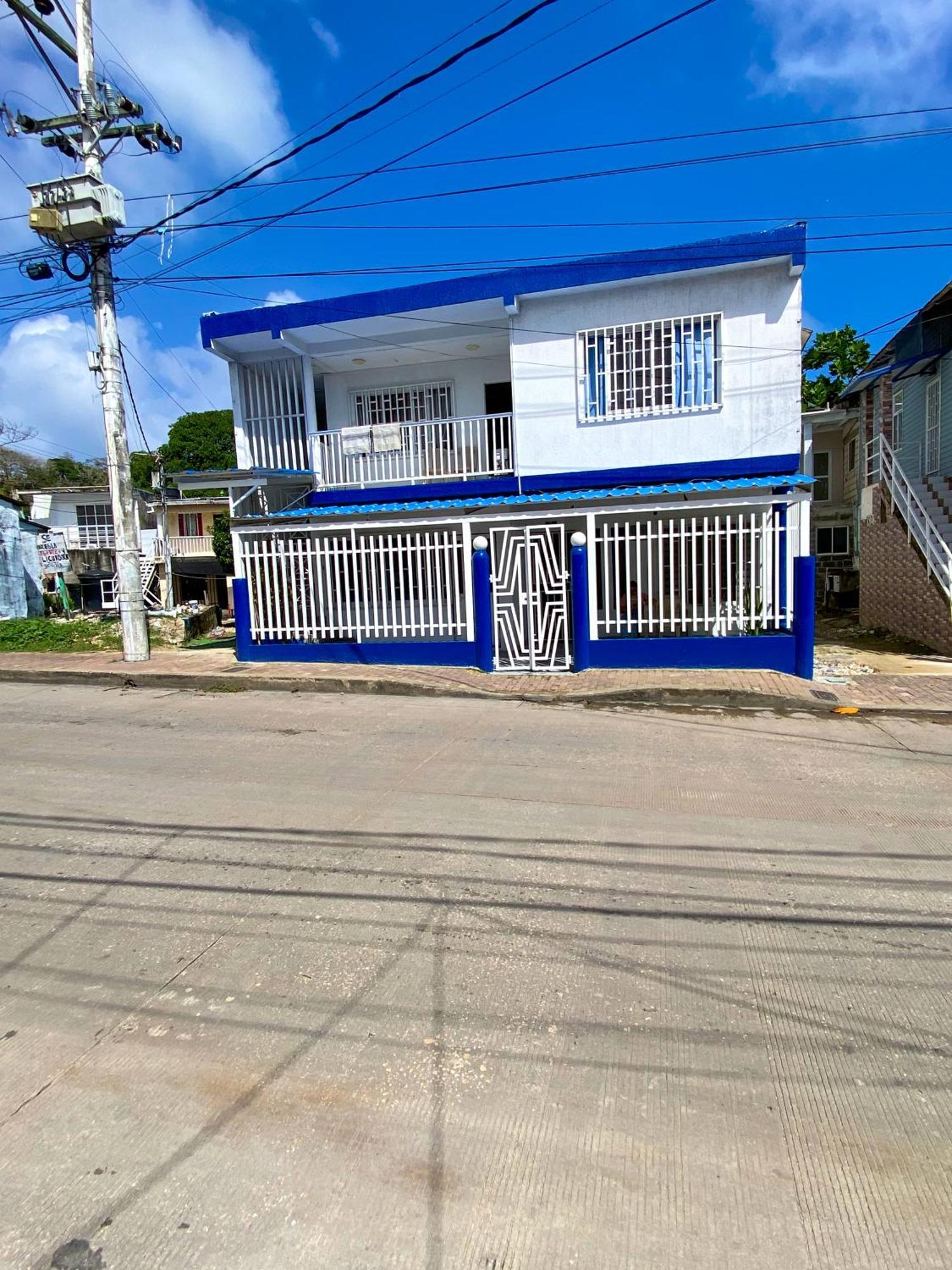 Miss Yasmin Place San Andrés Exterior foto